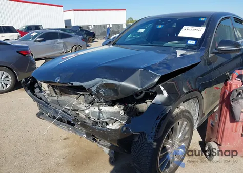 2020 Mercedes-Benz Glc 300 Coupe 4Matic z USA, uszkodzony, nr VIN WDC0J8EB4LF673620